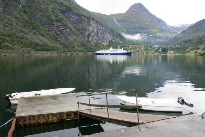 Solhaug Fjordcamping ガイランゲル エクステリア 写真